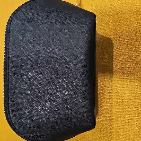 Kate Spade Cameron Street Small Abalene Crosshatched Leather Cosmetic Pouch - Picture 4 of 7